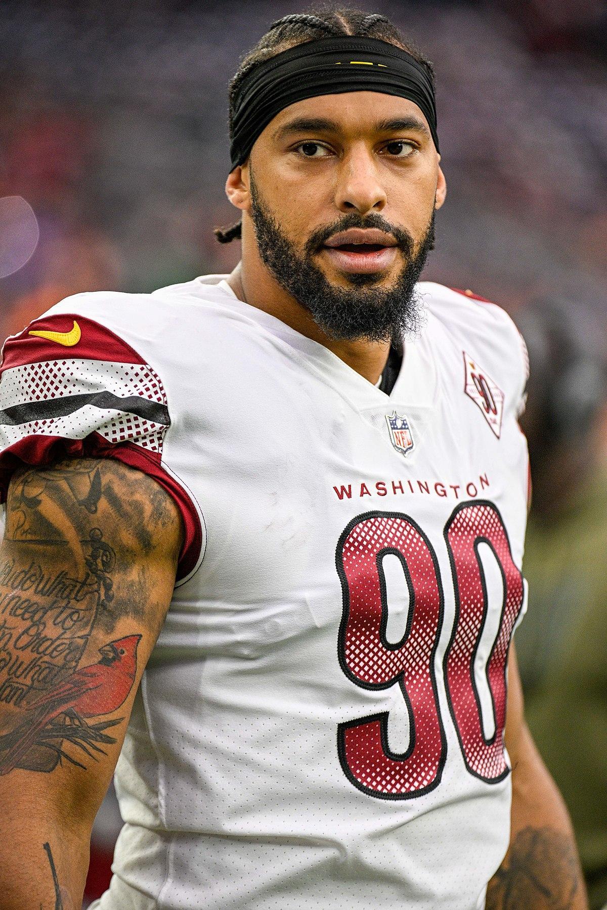 Montez Sweat Biography, Age, Height, Injury,Brother and Redskins teammate